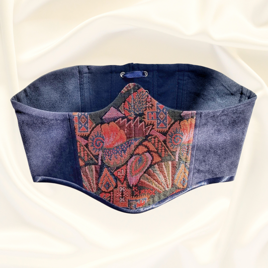 korset ruchno izraboten tamno sin sas sini pandelki sharen sreden panel i metalni kapsi