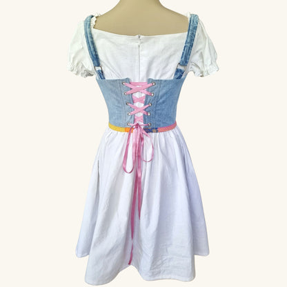 korset ot dankov plat zadna chast na maneken, s regyuliruemi prezramki rachno izraboten s rozova pandelka i metalni kapsi